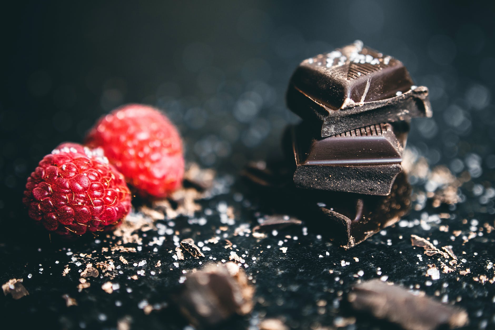 World Chocolate Day 2023 : चॉकलेट में क्या होता है आप जानते है ?